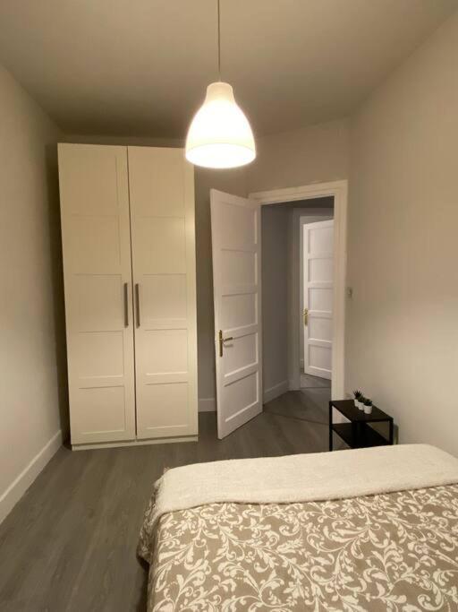 Centrico Y Moderno Apartamento En Bilbao Buitenkant foto