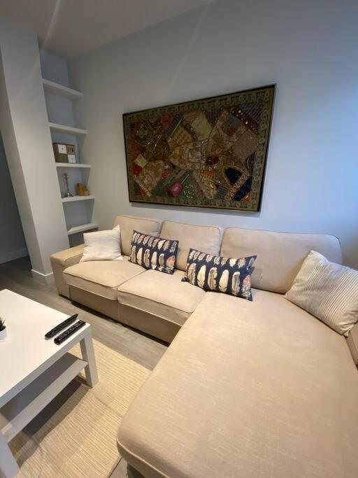 Centrico Y Moderno Apartamento En Bilbao Buitenkant foto